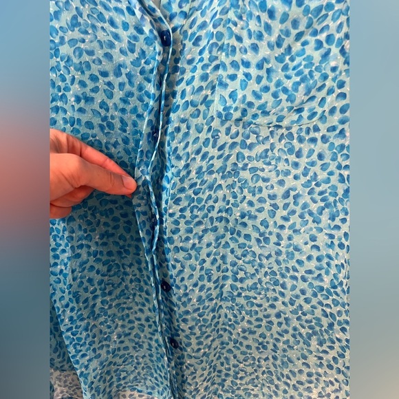 Diane Von Furstenberg 100% Silk Lorelei Top Blue Button Blouse 4 - Picture 3 of 8